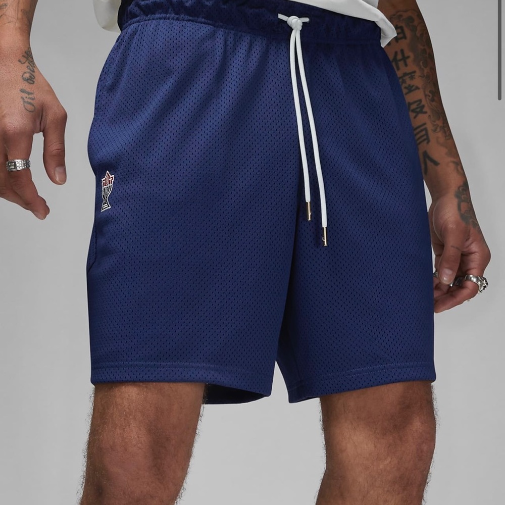 Jordan x Trophy Room Shorts size XL
